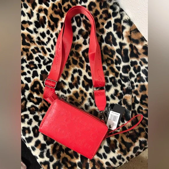 Ed Hardy Vibrant Red Crossbody Bag - Picture 2 of 4